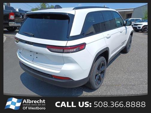 2025 Jeep Grand Cherokee Altitude