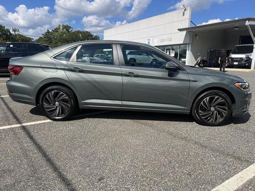 2019 Volkswagen Jetta 1.4T SEL Premium
