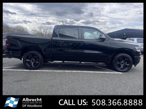 Diamond Black Crystal Pearlcoat 2019 RAM 1500 Big Horn
