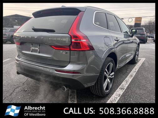 2020 Volvo XC60 T6 Momentum