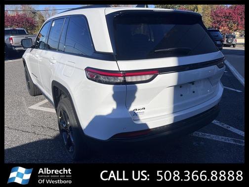 2025 Jeep Grand Cherokee Altitude