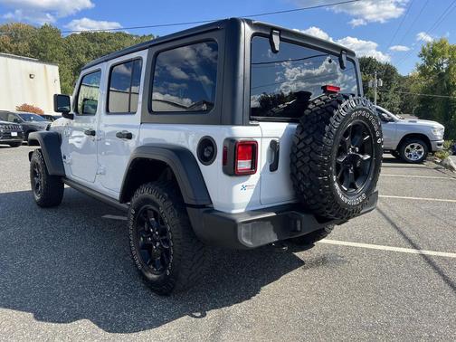 2022 Jeep Wrangler Willys