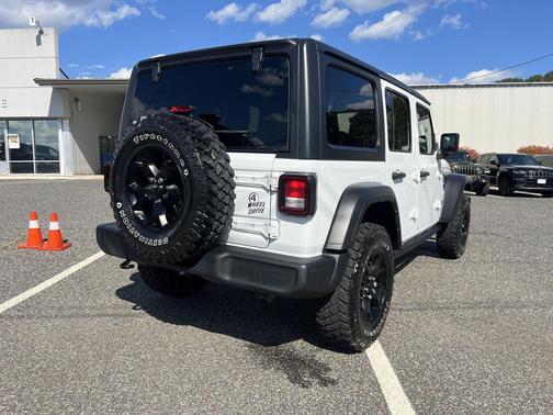 2022 Jeep Wrangler Willys