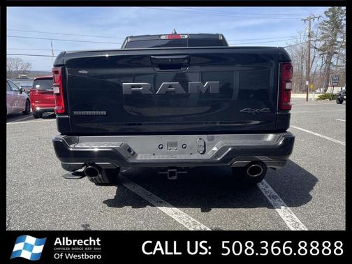 Diamond Black Crystal Pearlcoat 2026 RAM 1500 Big Horn/Lone Star