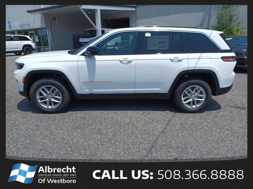 2025 Jeep Grand Cherokee Laredo