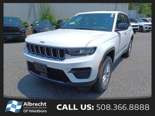 2025 Jeep Grand Cherokee Laredo