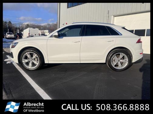 2023 Audi Q8 55 Premium Plus