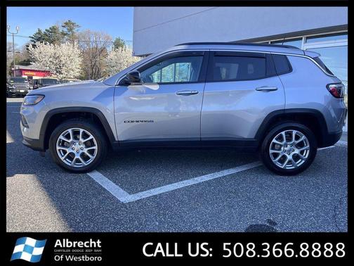 Billet Silver Metallic Clearcoat 2022 Jeep Compass Latitude Lux