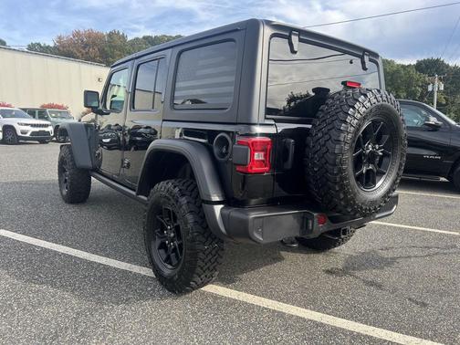 2024 Jeep Wrangler Willys