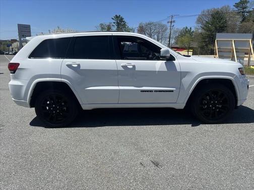 2021 Jeep Grand Cherokee Laredo