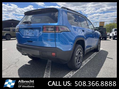 Hydro Blue Pearlcoat 2026 Jeep Cherokee Laredo 4x4