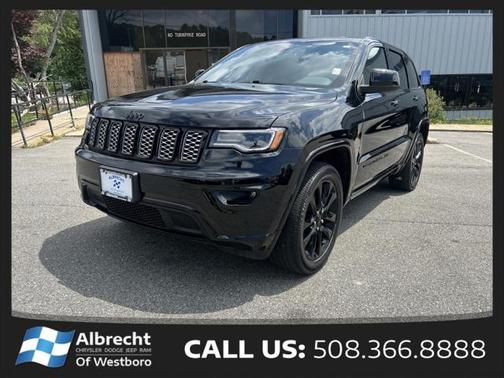 2022 Jeep Grand Cherokee Laredo
