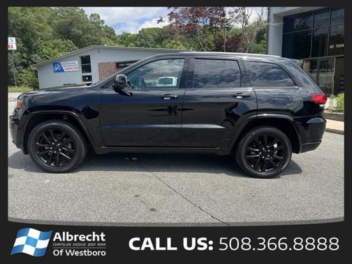 2022 Jeep Grand Cherokee Laredo