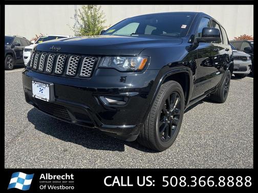 2022 Jeep Grand Cherokee Laredo