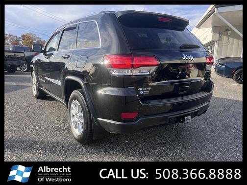 2020 Jeep Grand Cherokee Laredo