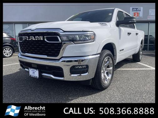 Bright White Clearcoat 2026 RAM 1500 Big Horn/Lone Star
