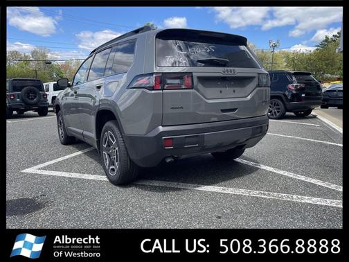 Sting-Gray Clearcoat 2026 Jeep Cherokee Limited