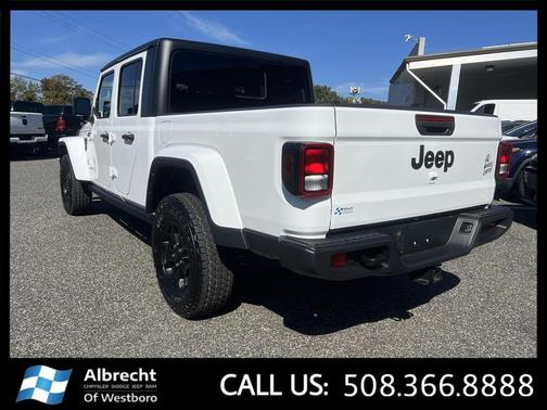 2022 Jeep Gladiator Willys 4x4