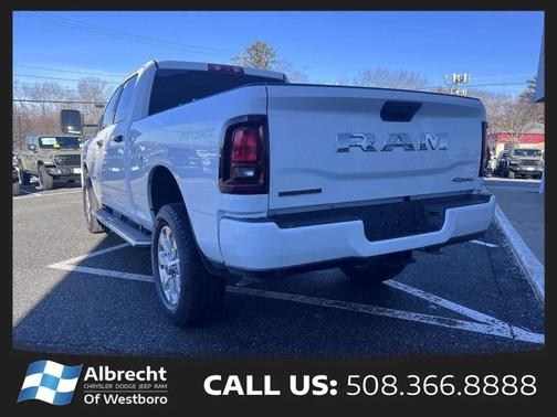 Bright White Clearcoat 2026 RAM 2500 Big Horn Crew Cab 4x4 6'4' Box