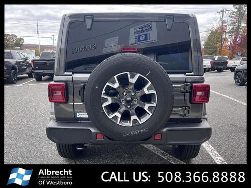 2025 Jeep Wrangler 4-Door Sahara 4x4