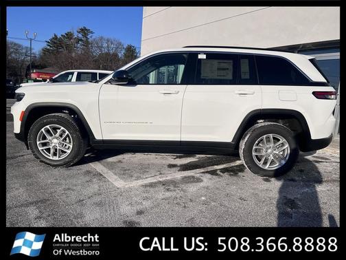 2025 Jeep Grand Cherokee Laredo