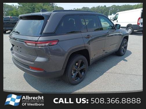 2025 Jeep Grand Cherokee Altitude