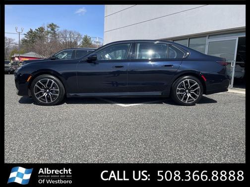 BLACK 2025 BMW 740 xDrive