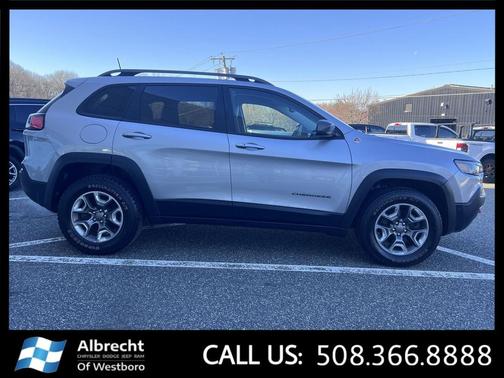 Billet Silver Metallic Clearcoat 2019 Jeep Cherokee Trailhawk Elite