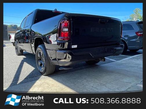 Diamond Black Crystal Pearlcoat 2025 RAM 1500 Tradesman