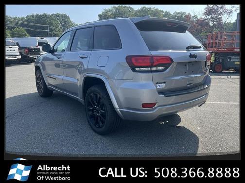2021 Jeep Grand Cherokee Laredo