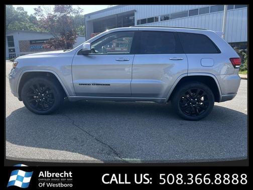 2021 Jeep Grand Cherokee Laredo