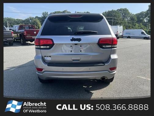 2021 Jeep Grand Cherokee Laredo