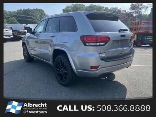 2021 Jeep Grand Cherokee Laredo