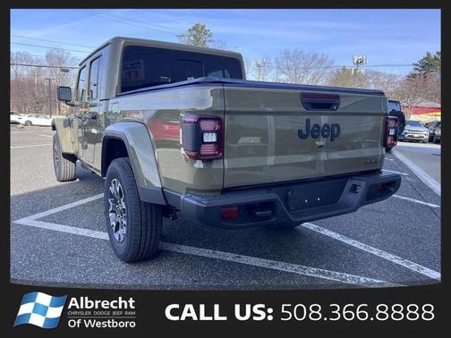 41 2026 Jeep Gladiator Sahara 4x4