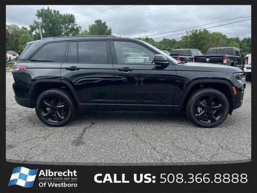 2023 Jeep Grand Cherokee Altitude