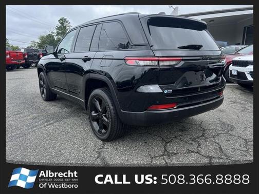 2023 Jeep Grand Cherokee Altitude