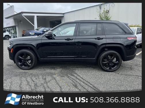 2023 Jeep Grand Cherokee Altitude