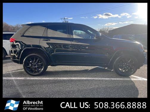 2021 Jeep Grand Cherokee Laredo