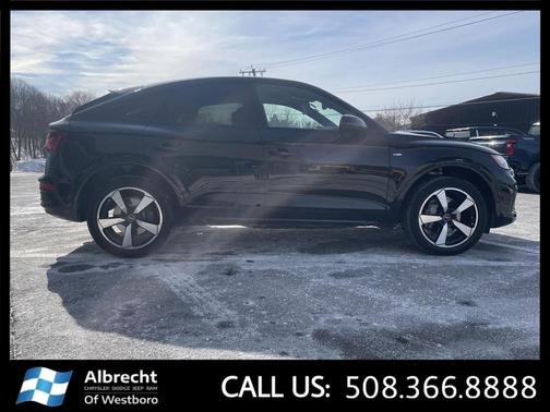 2022 Audi Q5 45 S line Prestige