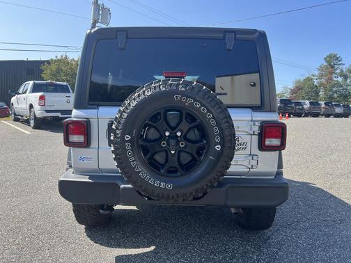 2022 Jeep Wrangler Willys