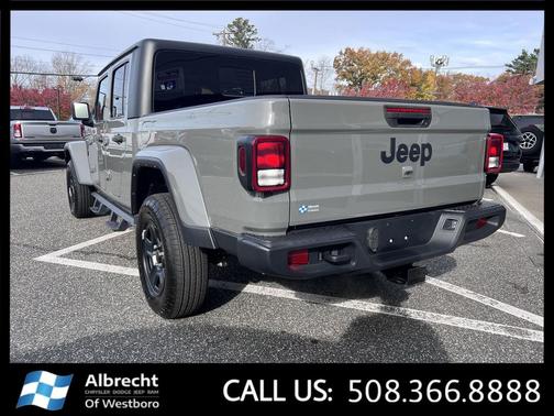 2022 Jeep Gladiator Sport S
