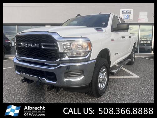 2019 RAM 2500 Tradesman Crew Cab 4x4 6'4' Box