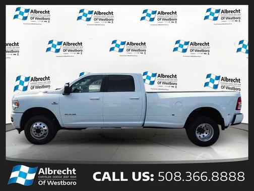 Bright White Clearcoat 2023 RAM 3500 Big Horn Crew Cab 4x4 8' Box