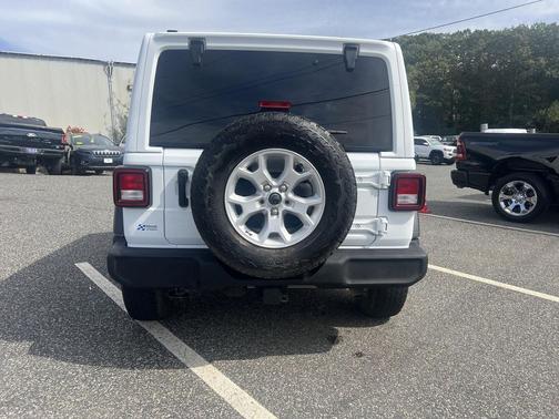 2021 Jeep Wrangler Unlimited Islander 4x4