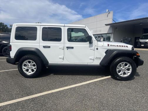 2021 Jeep Wrangler Unlimited Islander 4x4