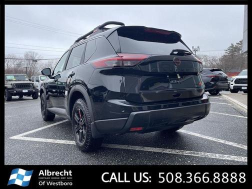 Super Black 2025 Nissan Rogue Rock Creek