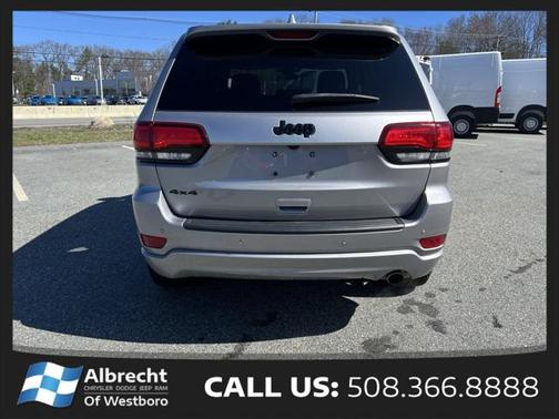 2021 Jeep Grand Cherokee Laredo