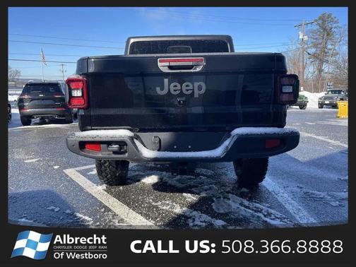 Black Clearcoat 2026 Jeep Gladiator Willys 4x4