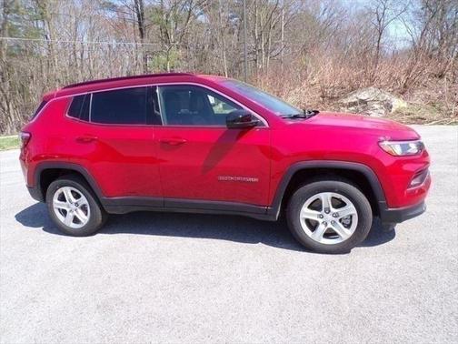 2023 Jeep Compass Latitude
