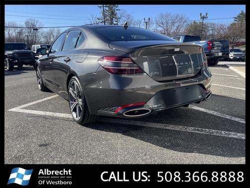 Makalu Gray 2025 Genesis G70 2.5T AWD